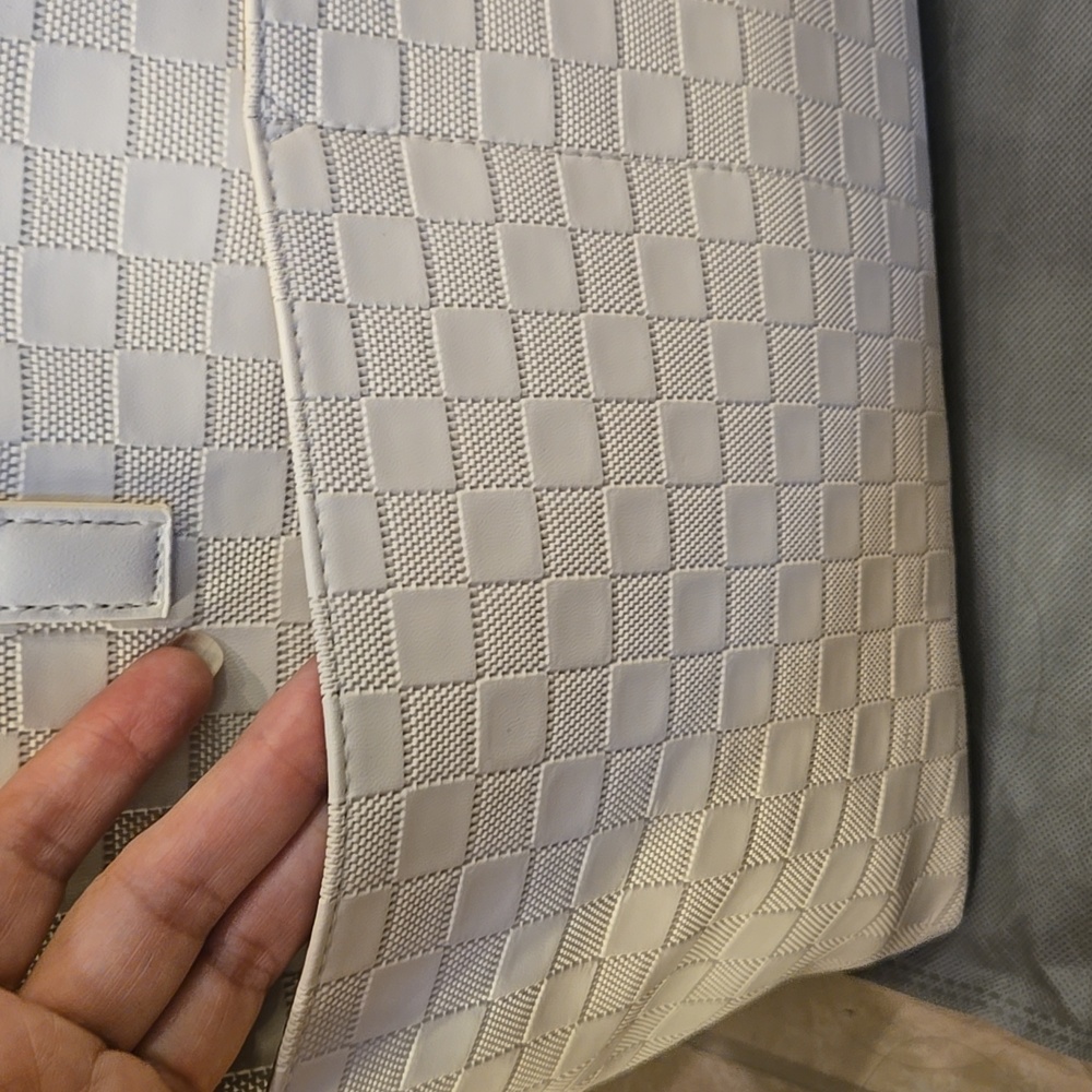 2 Piece Tahari White Checkered Tote Bag With Purse Bag NWT - Picture 10 of 11